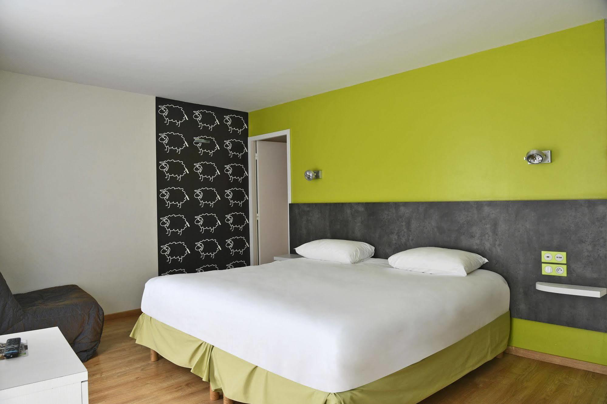 Hotel Ibis Styles Amiens Cathedrale Esterno foto