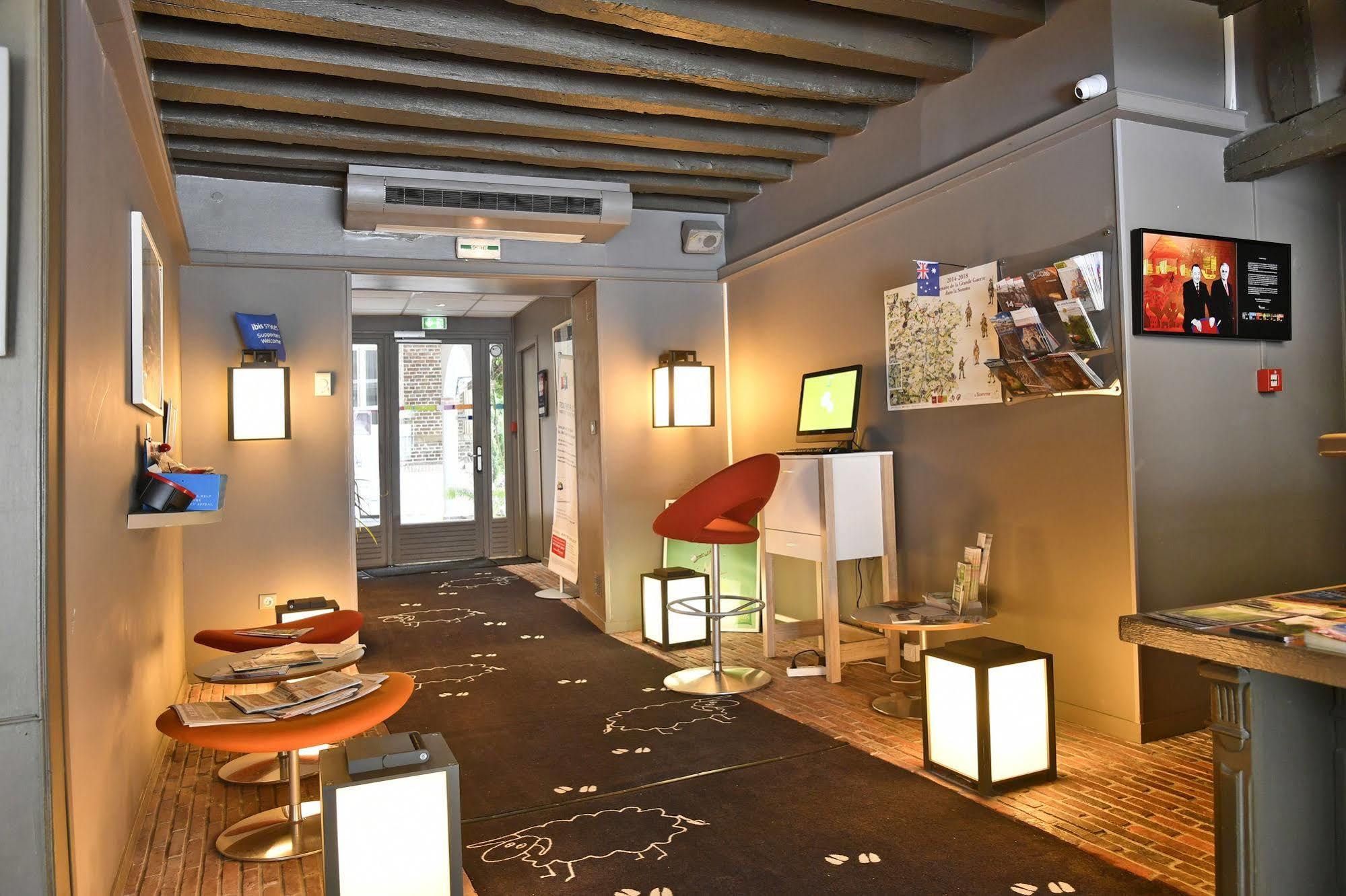 Hotel Ibis Styles Amiens Cathedrale Esterno foto